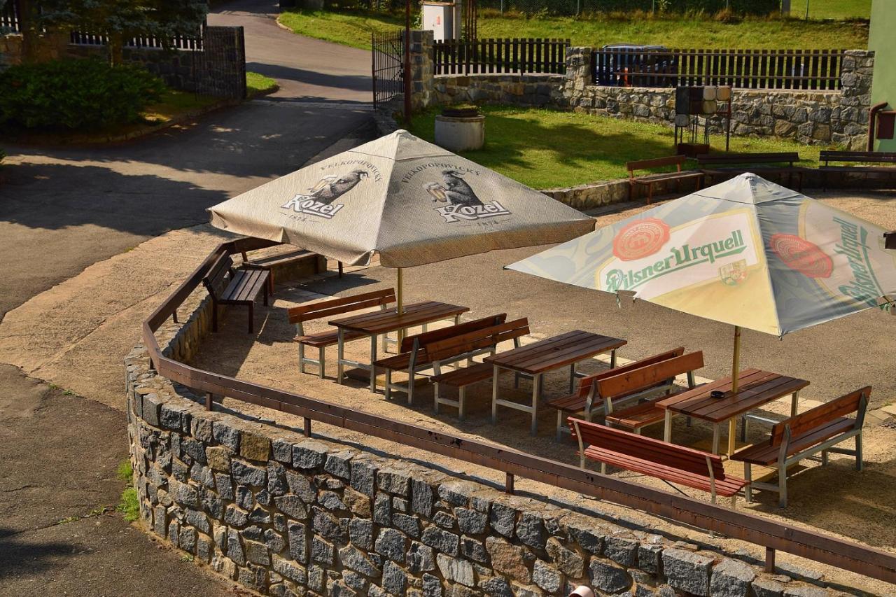 Hotel Forestyma Hodonin Exterior photo