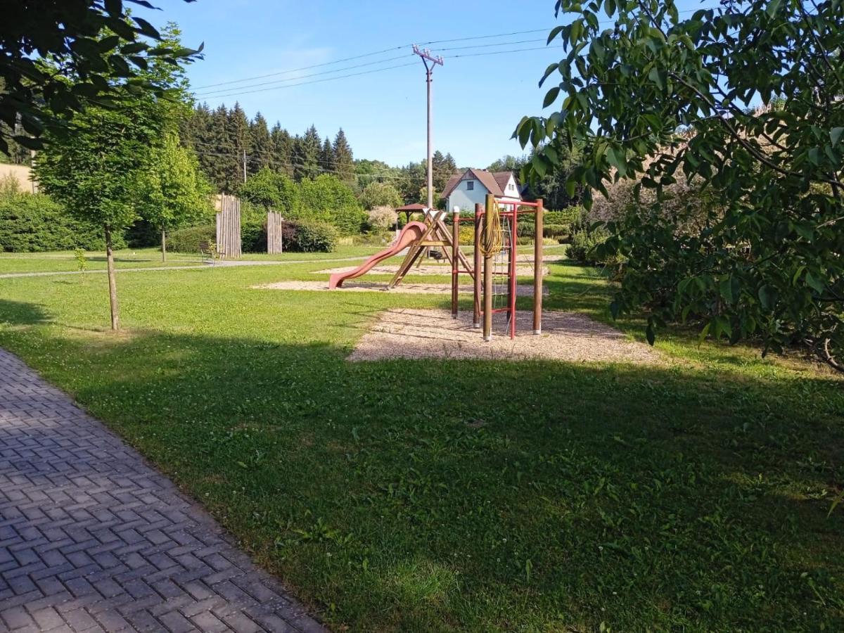 Hotel Forestyma Hodonin Exterior photo